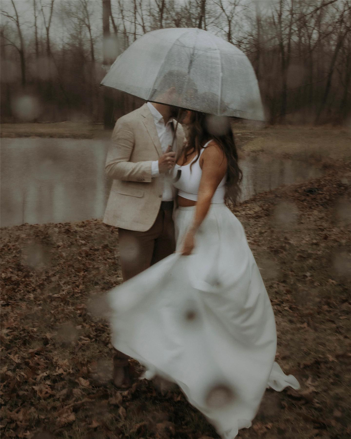 复古棕色褐色浪漫色调旅拍人像摄影照片调色LR预设 Erika Brooke - Bones Presets 插件预设 sucaiwan.com