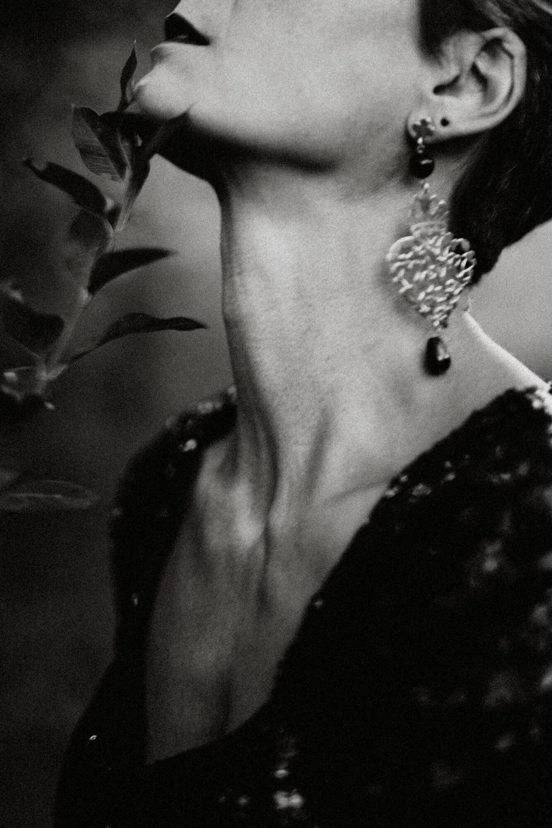 真实情绪化柔和暖色橙色黑白色调婚礼照片调色Lightroom预设包 Legacy Presets – Francesca Angrisano – Poetico 插件预设 第17张-素材湾丨精选海外优质设计素材资源 真实情绪化柔和暖色橙色黑白色调婚礼照片调色Lightroom预设包 Legacy Presets – Francesca Angrisano – Poetico 插件预设 sucaiwan.com