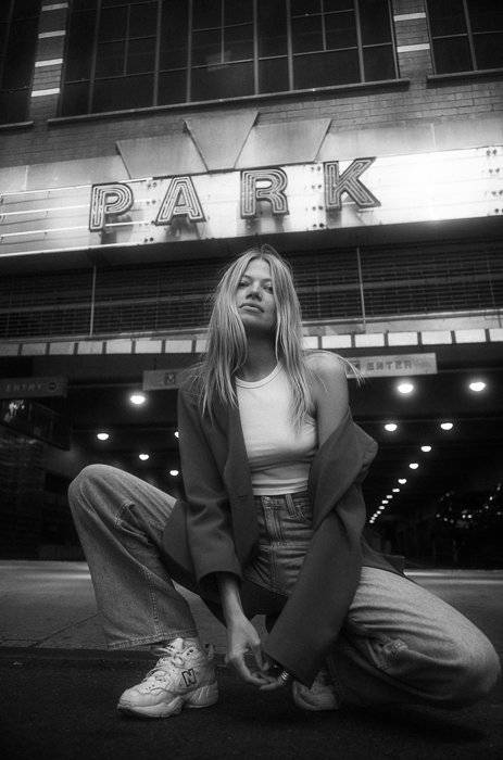 复古电影质感胶片模拟暖色黑白色调颗粒纹理城市街拍照片调色Lightroom&ps预设 André Josselin – NYC Preset Pack 插件预设 第14张-素材湾丨精选海外优质设计素材资源 复古电影质感胶片模拟暖色黑白色调颗粒纹理城市街拍照片调色Lightroom&ps预设 André Josselin – NYC Preset Pack 插件预设 sucaiwan.com