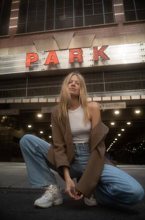 复古电影质感胶片模拟暖色黑白色调颗粒纹理城市街拍照片调色Lightroom&ps预设 André Josselin – NYC Preset Pack 插件预设 第15张-素材湾丨精选海外优质设计素材资源 复古电影质感胶片模拟暖色黑白色调颗粒纹理城市街拍照片调色Lightroom&ps预设 André Josselin – NYC Preset Pack 插件预设 sucaiwan.com