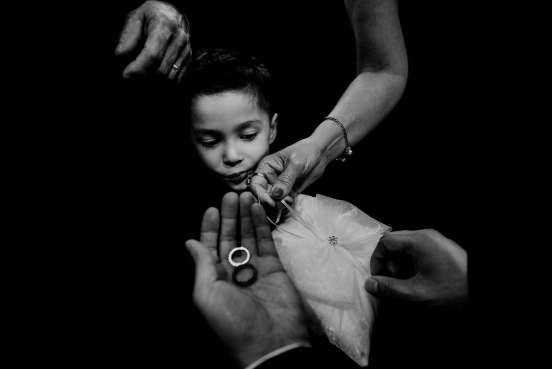 复古电影外观温暖黑白色调灰色调婚礼肖像照片调色Lightroom预设 Legacy Presets – Cafa Liu – Cafastyle 插件预设 第19张-素材湾丨精选海外优质设计素材资源 复古电影外观温暖黑白色调灰色调婚礼肖像照片调色Lightroom预设 Legacy Presets – Cafa Liu – Cafastyle 插件预设 sucaiwan.com