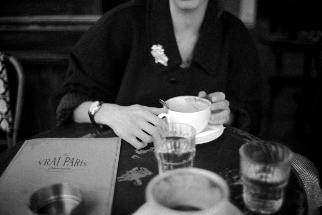 复古优雅黑白色单色城市街拍肖像照片调色Lightroom预设 André Josselin – MAISON NOIR PRESET COLLECTION 插件预设 第14张-素材湾丨精选海外优质设计素材资源 复古优雅黑白色单色城市街拍肖像照片调色Lightroom预设 André Josselin – MAISON NOIR PRESET COLLECTION 插件预设 sucaiwan.com