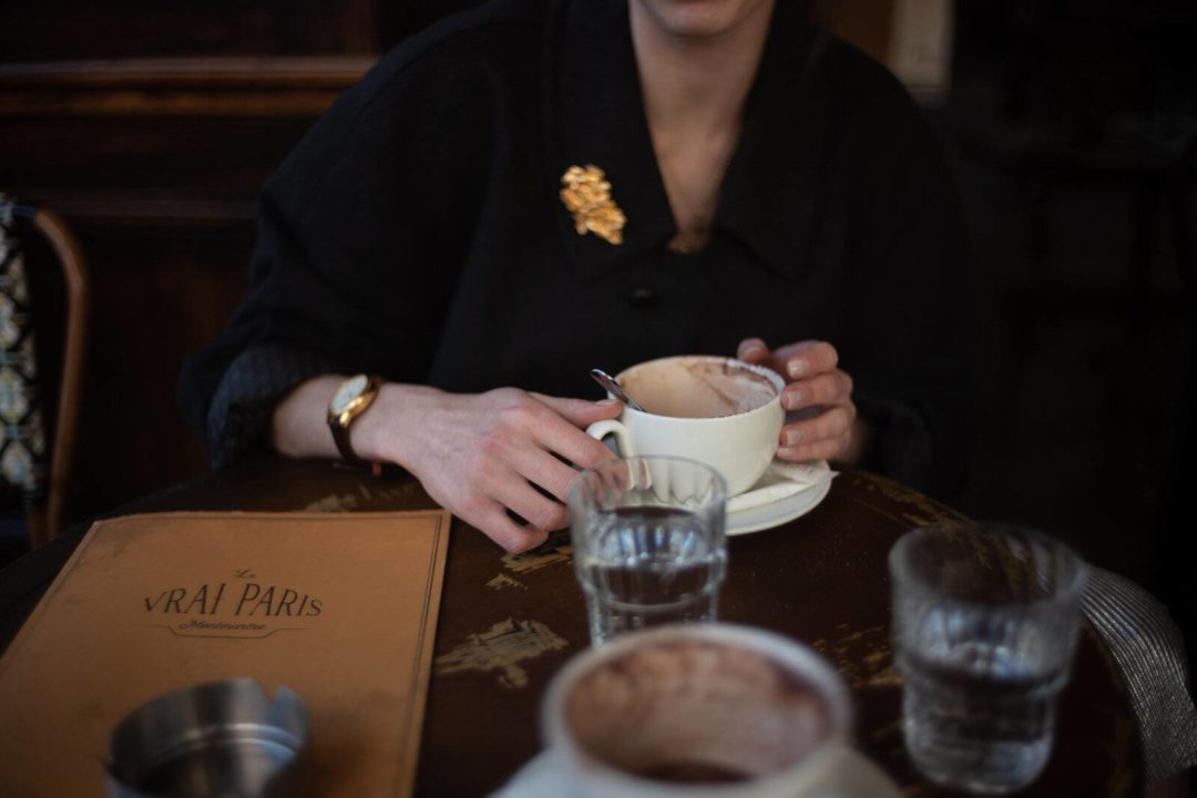 复古优雅黑白色单色城市街拍肖像照片调色Lightroom预设 André Josselin – MAISON NOIR PRESET COLLECTION 插件预设 第15张-素材湾丨精选海外优质设计素材资源 复古优雅黑白色单色城市街拍肖像照片调色Lightroom预设 André Josselin – MAISON NOIR PRESET COLLECTION 插件预设 sucaiwan.com