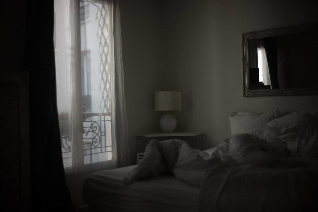 复古优雅黑白色单色城市街拍肖像照片调色Lightroom预设 André Josselin – MAISON NOIR PRESET COLLECTION 插件预设 第17张-素材湾丨精选海外优质设计素材资源 复古优雅黑白色单色城市街拍肖像照片调色Lightroom预设 André Josselin – MAISON NOIR PRESET COLLECTION 插件预设 sucaiwan.com