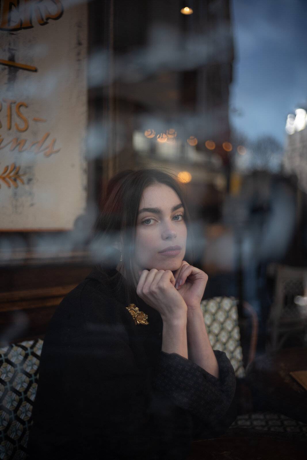 复古优雅黑白色单色城市街拍肖像照片调色Lightroom预设 André Josselin – MAISON NOIR PRESET COLLECTION 插件预设 第19张-素材湾丨精选海外优质设计素材资源 复古优雅黑白色单色城市街拍肖像照片调色Lightroom预设 André Josselin – MAISON NOIR PRESET COLLECTION 插件预设 sucaiwan.com