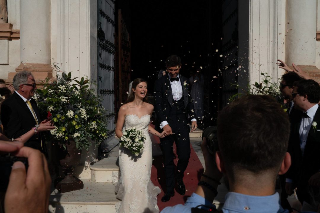 浪漫永恒柔光文艺复兴风格苍白婚礼肖像照片调色Lightroom预设 Legacy Presets – Muse & Mirror – True Romance 插件预设 第20张-素材湾丨精选海外优质设计素材资源 浪漫永恒柔光文艺复兴风格苍白婚礼肖像照片调色Lightroom预设 Legacy Presets – Muse & Mirror – True Romance 插件预设 sucaiwan.com