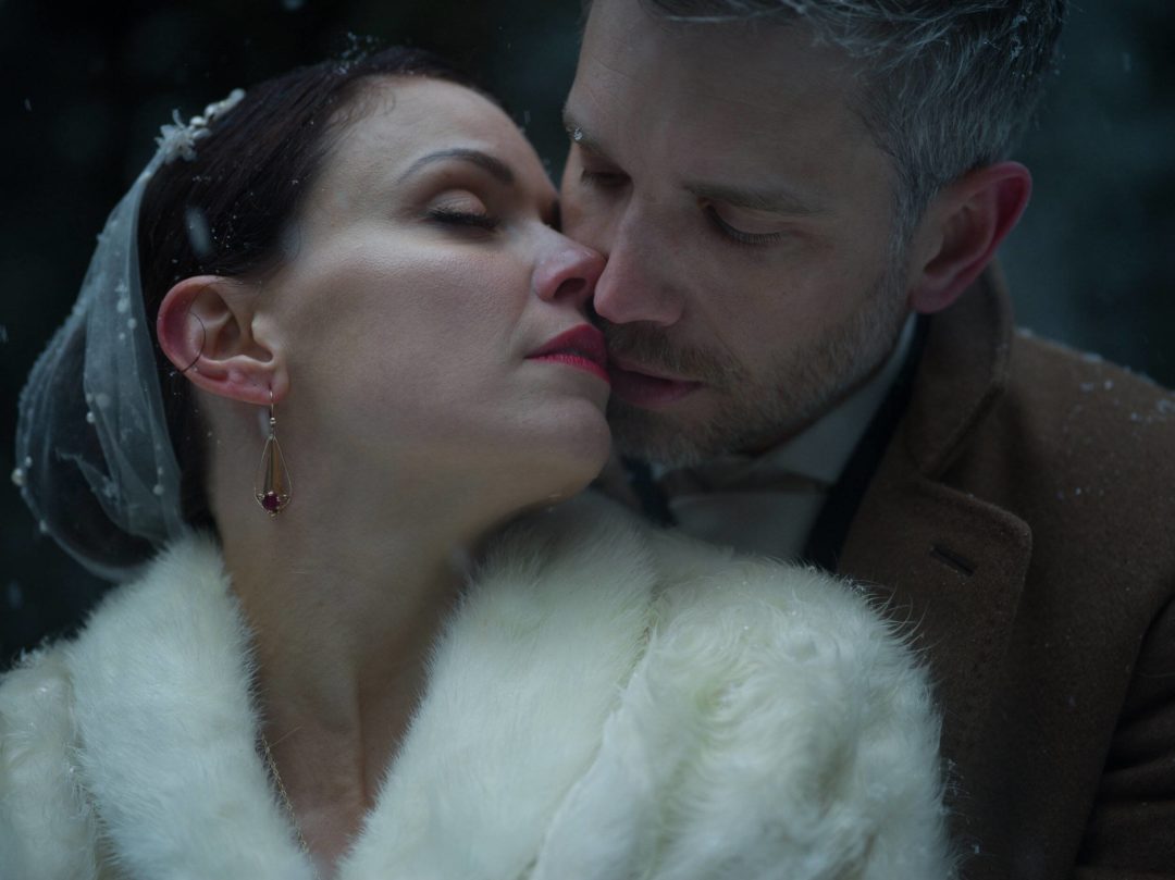 浪漫永恒柔光文艺复兴风格苍白婚礼肖像照片调色Lightroom预设 Legacy Presets – Muse & Mirror – True Romance 插件预设 第28张-素材湾丨精选海外优质设计素材资源 浪漫永恒柔光文艺复兴风格苍白婚礼肖像照片调色Lightroom预设 Legacy Presets – Muse & Mirror – True Romance 插件预设 sucaiwan.com