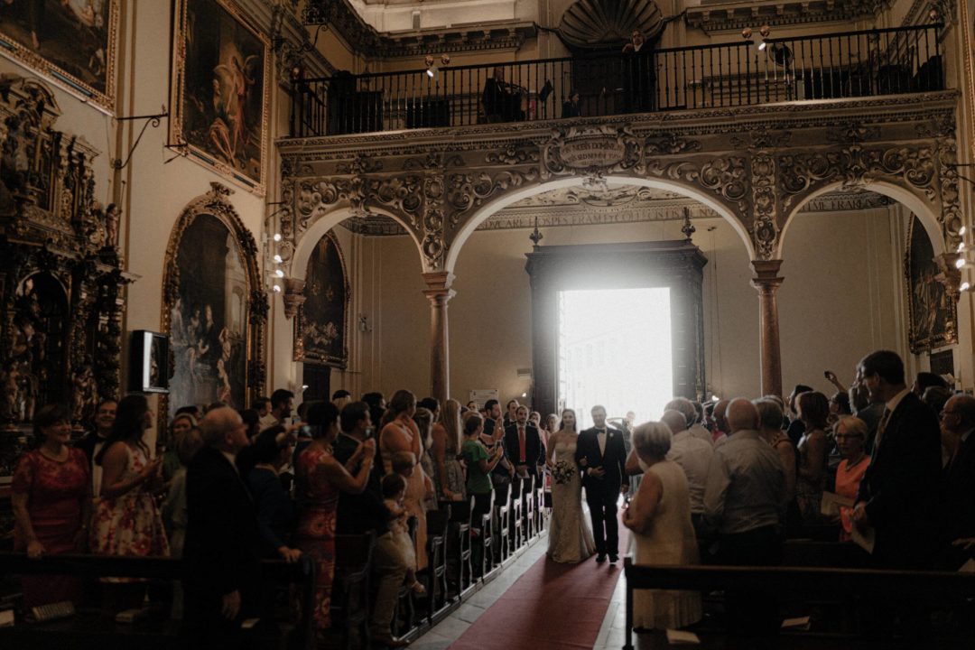 浪漫永恒柔光文艺复兴风格苍白婚礼肖像照片调色Lightroom预设 Legacy Presets – Muse & Mirror – True Romance 插件预设 第29张-素材湾丨精选海外优质设计素材资源 浪漫永恒柔光文艺复兴风格苍白婚礼肖像照片调色Lightroom预设 Legacy Presets – Muse & Mirror – True Romance 插件预设 sucaiwan.com