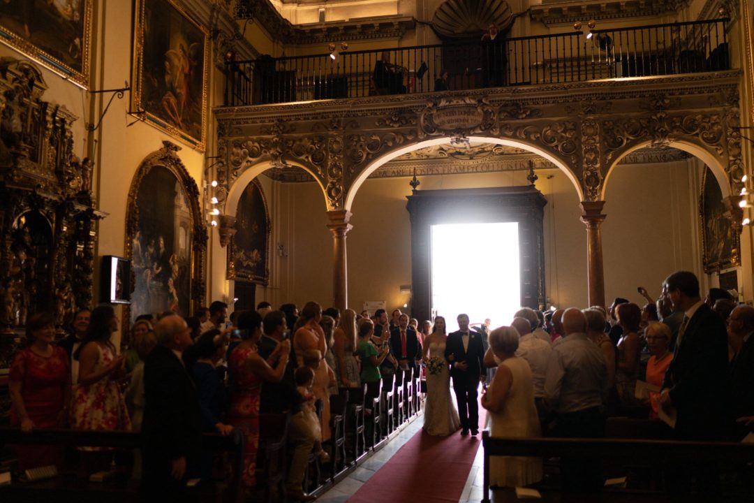 浪漫永恒柔光文艺复兴风格苍白婚礼肖像照片调色Lightroom预设 Legacy Presets – Muse & Mirror – True Romance 插件预设 第30张-素材湾丨精选海外优质设计素材资源 浪漫永恒柔光文艺复兴风格苍白婚礼肖像照片调色Lightroom预设 Legacy Presets – Muse & Mirror – True Romance 插件预设 sucaiwan.com