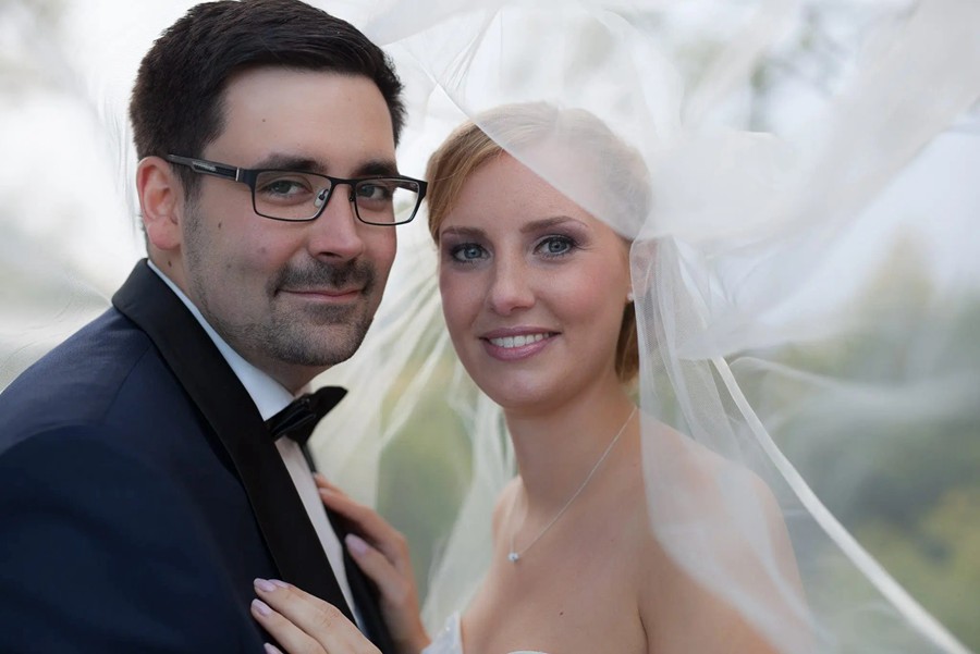 复古电影外观绿色洋红色调婚礼户外摄影照片调色Lightroom&PS预设包 Sven Malojlo – SMAL ROSE PRESETS 插件预设 第17张-素材湾丨精选海外优质设计素材资源 复古电影外观绿色洋红色调婚礼户外摄影照片调色Lightroom&PS预设包 Sven Malojlo – SMAL ROSE PRESETS 插件预设 sucaiwan.com