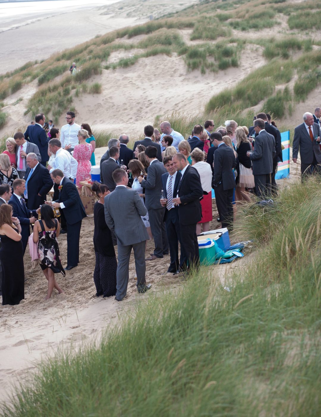 Jamie Windsor 情绪化电影胶片模拟黑白婚礼照片调色Lightroom预设 JW Lightroom Presets 1 插件预设 第3张-素材湾丨精选海外优质设计素材资源 Jamie Windsor 情绪化电影胶片模拟黑白婚礼照片调色Lightroom预设 JW Lightroom Presets 1 插件预设 sucaiwan.com