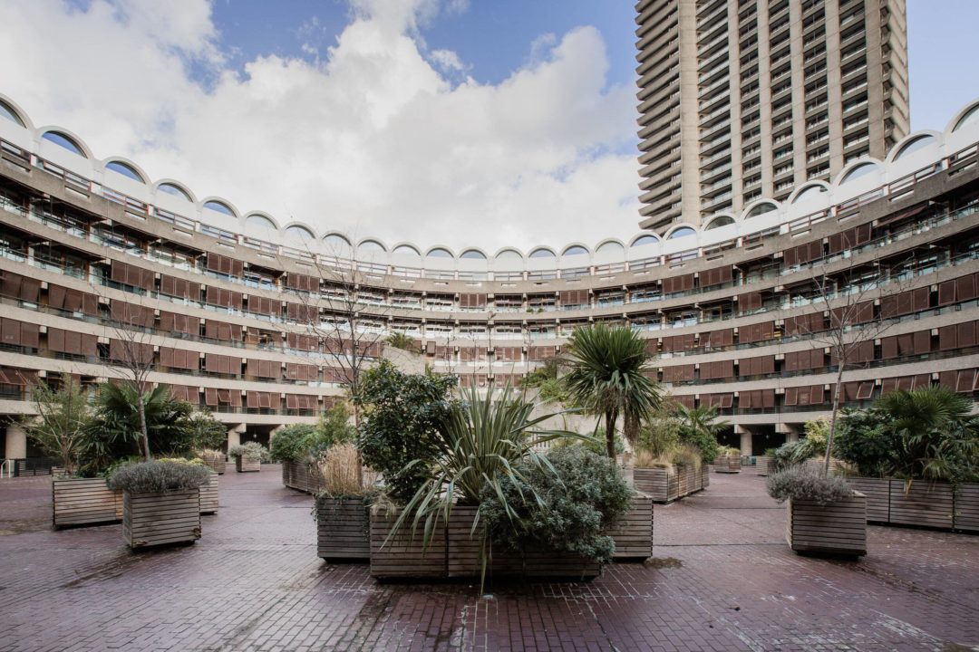 Jamie Windsor 情绪化电影胶片模拟黑白婚礼照片调色Lightroom预设 JW Lightroom Presets 1 插件预设 第4张-素材湾丨精选海外优质设计素材资源 Jamie Windsor 情绪化电影胶片模拟黑白婚礼照片调色Lightroom预设 JW Lightroom Presets 1 插件预设 sucaiwan.com