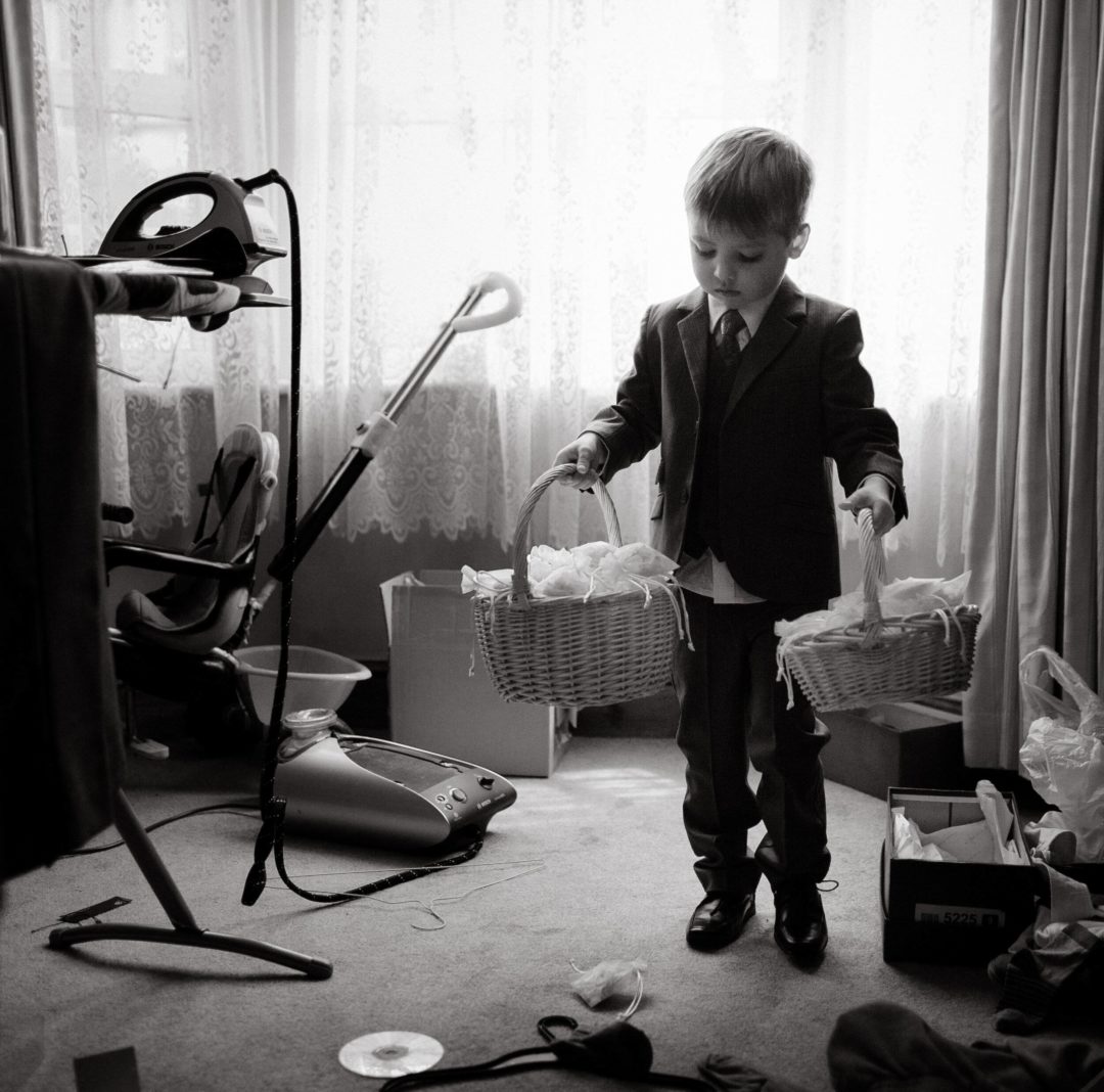 Jamie Windsor 情绪化电影胶片模拟黑白婚礼照片调色Lightroom预设 JW Lightroom Presets 1 插件预设 第24张-素材湾丨精选海外优质设计素材资源 Jamie Windsor 情绪化电影胶片模拟黑白婚礼照片调色Lightroom预设 JW Lightroom Presets 1 插件预设 sucaiwan.com