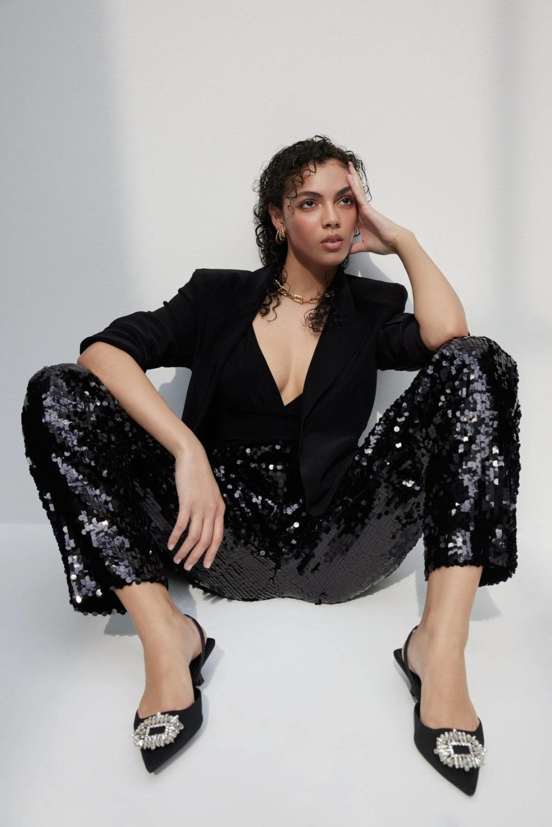 飞思预设 高级永恒黑白色调人像摄影照片Capture One预设 Lara Jade – Capture One Styles – Black and White 插件预设 第16张-素材湾丨精选海外优质设计素材资源 飞思预设 高级永恒黑白色调人像摄影照片Capture One预设 Lara Jade – Capture One Styles – Black and White 插件预设 sucaiwan.com