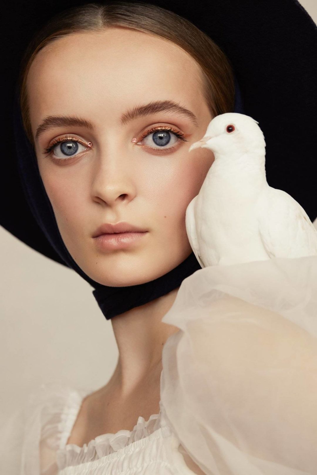 Lara Jade复古温暖&冷色调杂志婚礼摄影照片调色Lightroom预设 Lightroom Presets – Vintage Tones Set 插件预设 sucaiwan.com