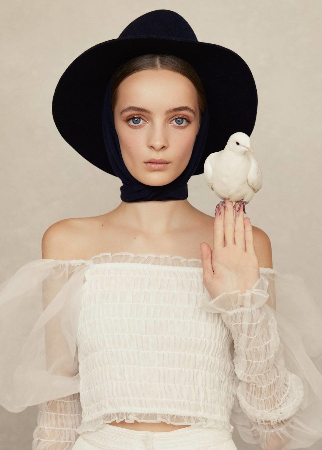 Lara Jade复古温暖&冷色调杂志婚礼摄影照片调色Lightroom预设 Lightroom Presets – Vintage Tones Set 插件预设 sucaiwan.com