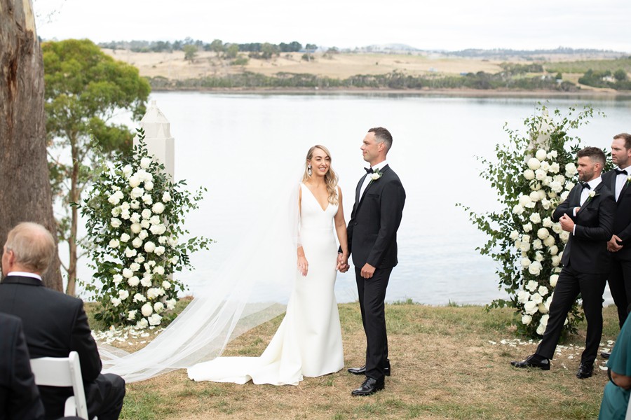 永恒奢华电影质感温暖黑白色调婚礼肖像摄影照片调色Lightroom预设 Tessa Shannon – Complete Pack 插件预设 sucaiwan.com