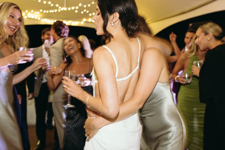 永恒奢华电影质感温暖黑白色调婚礼肖像摄影照片调色Lightroom预设 Tessa Shannon – Complete Pack 插件预设 sucaiwan.com