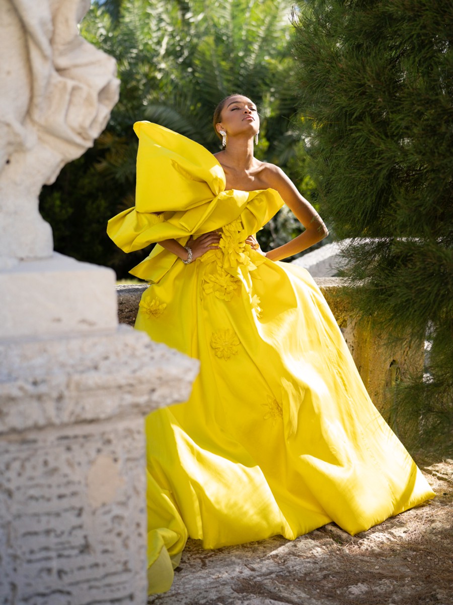 永恒经典富士胶片模拟电影质感肖像摄影照片调色Lightroom预设 Refined x KT Merry – Color Presets & Profiles & Mobile 插件预设 第12张-素材湾丨精选海外优质设计素材资源 永恒经典富士胶片模拟电影质感肖像摄影照片调色Lightroom预设 Refined x KT Merry – Color Presets & Profiles & Mobile 插件预设 sucaiwan.com