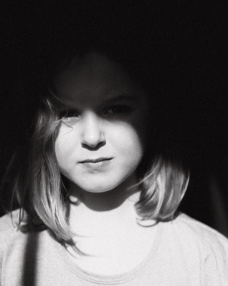 Jamie Windsor 复古柯达胶片电影模拟颗粒光晕夜间摄影LR预设包 Lightroom Presets 4 – Cinestill 插件预设 第10张-素材湾丨精选海外优质设计素材资源 Jamie Windsor 复古柯达胶片电影模拟颗粒光晕夜间摄影LR预设包 Lightroom Presets 4 – Cinestill 插件预设 sucaiwan.com