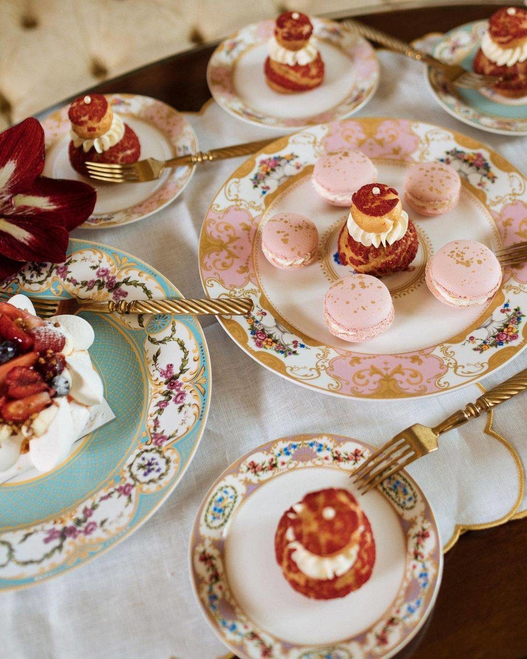 Anna Roussos 高级质感婚礼肖像摄影照片调色Lightroom预设包 The Wedding Pack 插件预设 第3张-素材湾丨精选海外优质设计素材资源 Anna Roussos 高级质感婚礼肖像摄影照片调色Lightroom预设包 The Wedding Pack 插件预设 sucaiwan.com