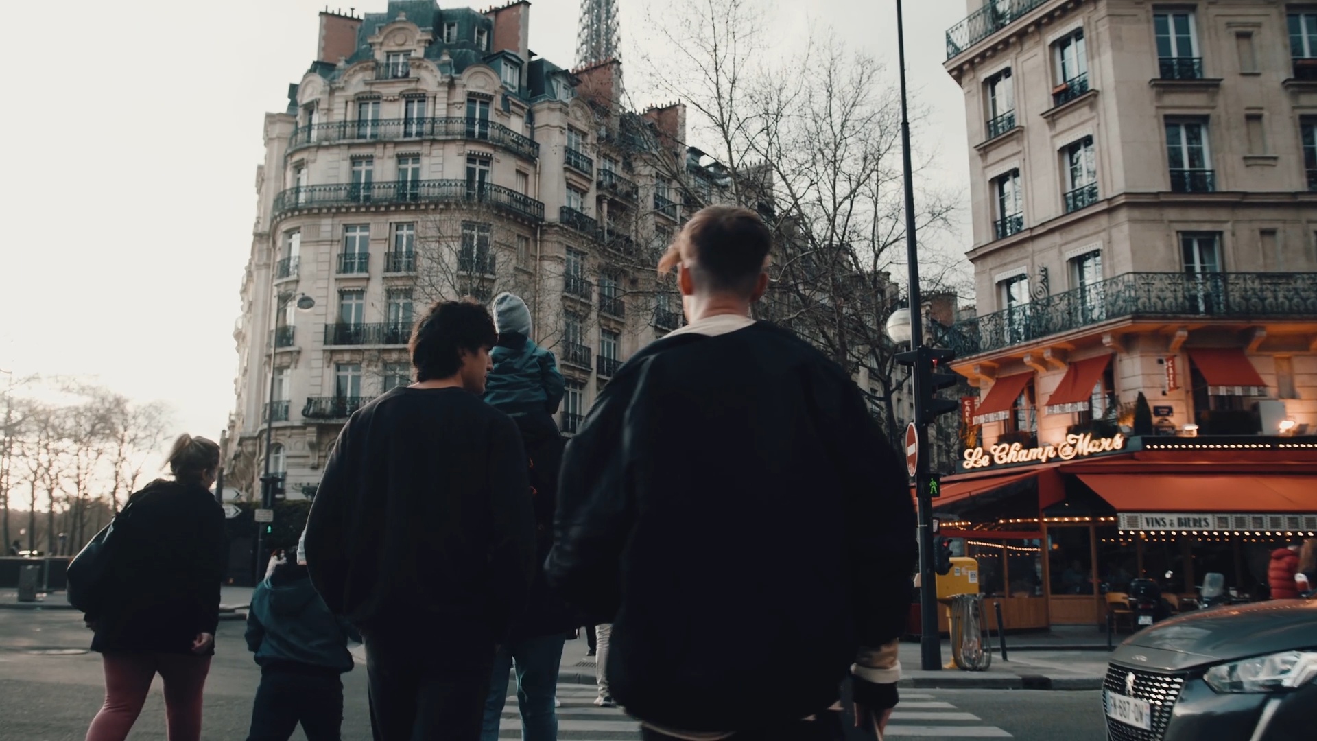 Film Space 5个独特风格化电影旅拍vlog视觉颜色分级LUT包 JustKay Blackmagic LUTs Gen 5 插件预设 第12张-素材湾丨精选海外优质设计素材资源 Film Space 5个独特风格化电影旅拍vlog视觉颜色分级LUT包 JustKay Blackmagic LUTs Gen 5 插件预设 sucaiwan.com