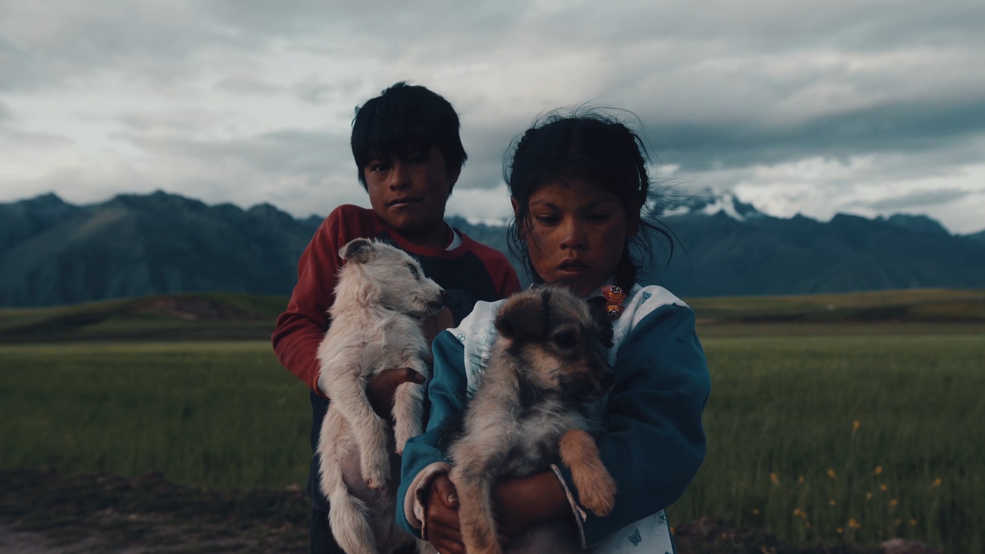 Film Space 5个独特风格化电影旅拍vlog视觉颜色分级LUT包 JustKay Blackmagic LUTs Gen 5 插件预设 第14张-素材湾丨精选海外优质设计素材资源 Film Space 5个独特风格化电影旅拍vlog视觉颜色分级LUT包 JustKay Blackmagic LUTs Gen 5 插件预设 sucaiwan.com