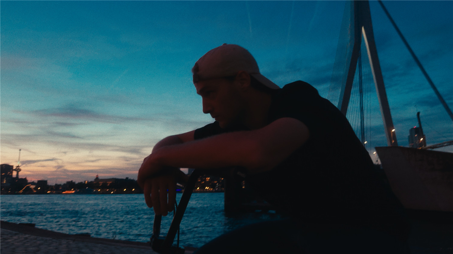 经典胶片柯达Kodak 2383电影感色彩光晕胶片模拟仿真达芬奇节点树 CLASS FILM EMULATION NODE TREE 插件预设 第7张-素材湾丨精选海外优质设计素材资源 经典胶片柯达Kodak 2383电影感色彩光晕胶片模拟仿真达芬奇节点树 CLASS FILM EMULATION NODE TREE 插件预设 sucaiwan.com