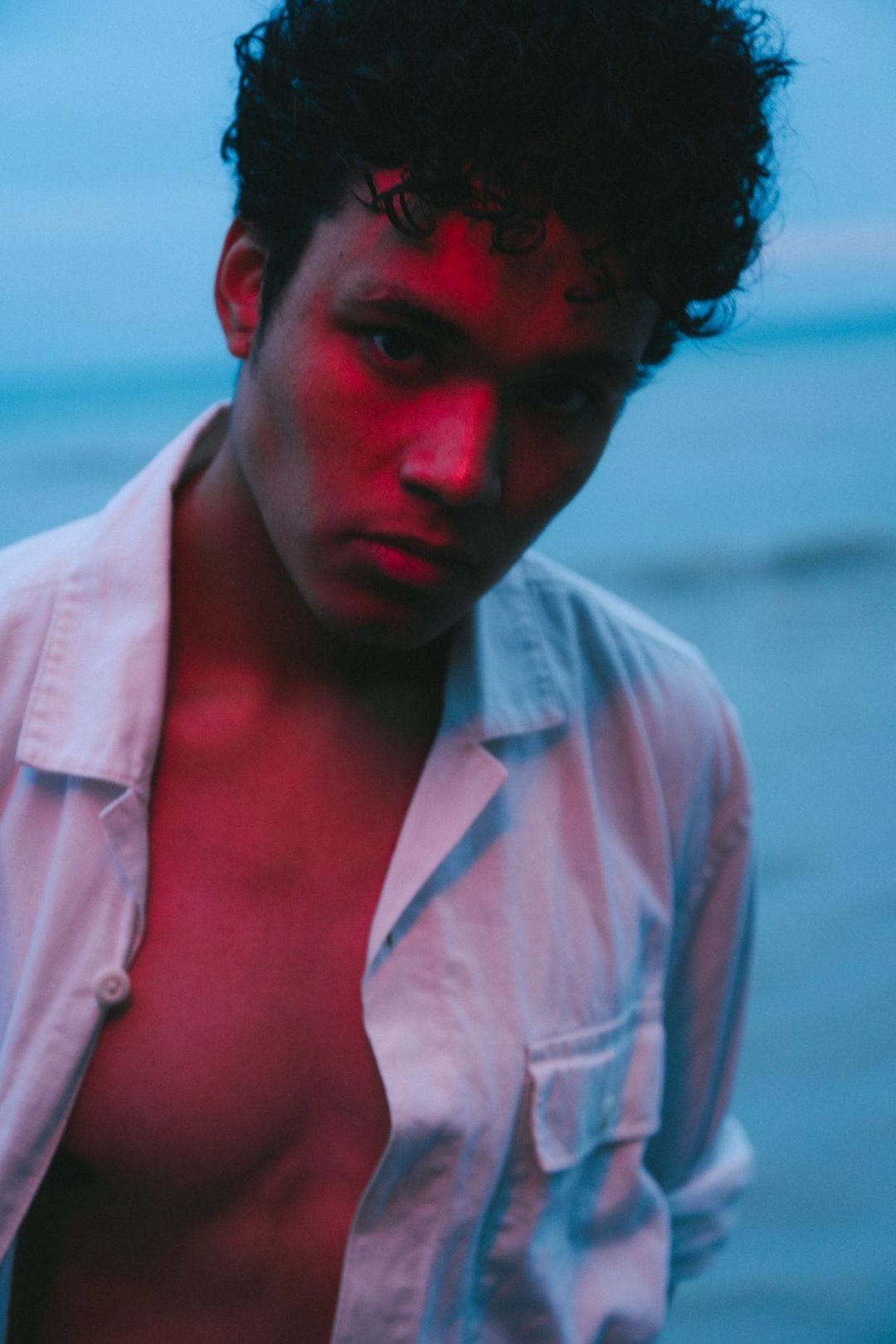 情绪化复古电影美学胶片模拟街拍照片调色Lightroom预设包 J.Vlass – Preset Bundle 插件预设 sucaiwan.com