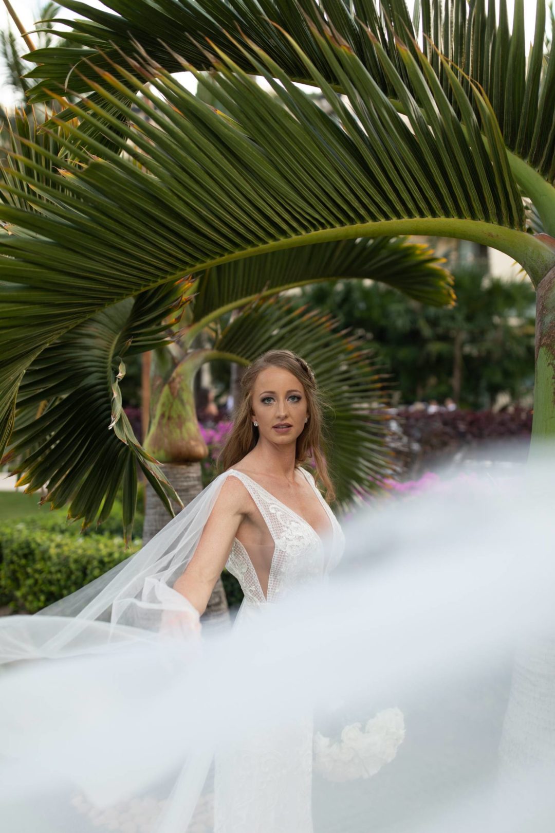 经典永恒情绪化温暖金色色调情侣婚礼照片调色Lightroom预设 G-Presets – Grace Troutman – Golden 插件预设 第28张-素材湾丨精选海外优质设计素材资源 经典永恒情绪化温暖金色色调情侣婚礼照片调色Lightroom预设 G-Presets – Grace Troutman – Golden 插件预设 sucaiwan.com