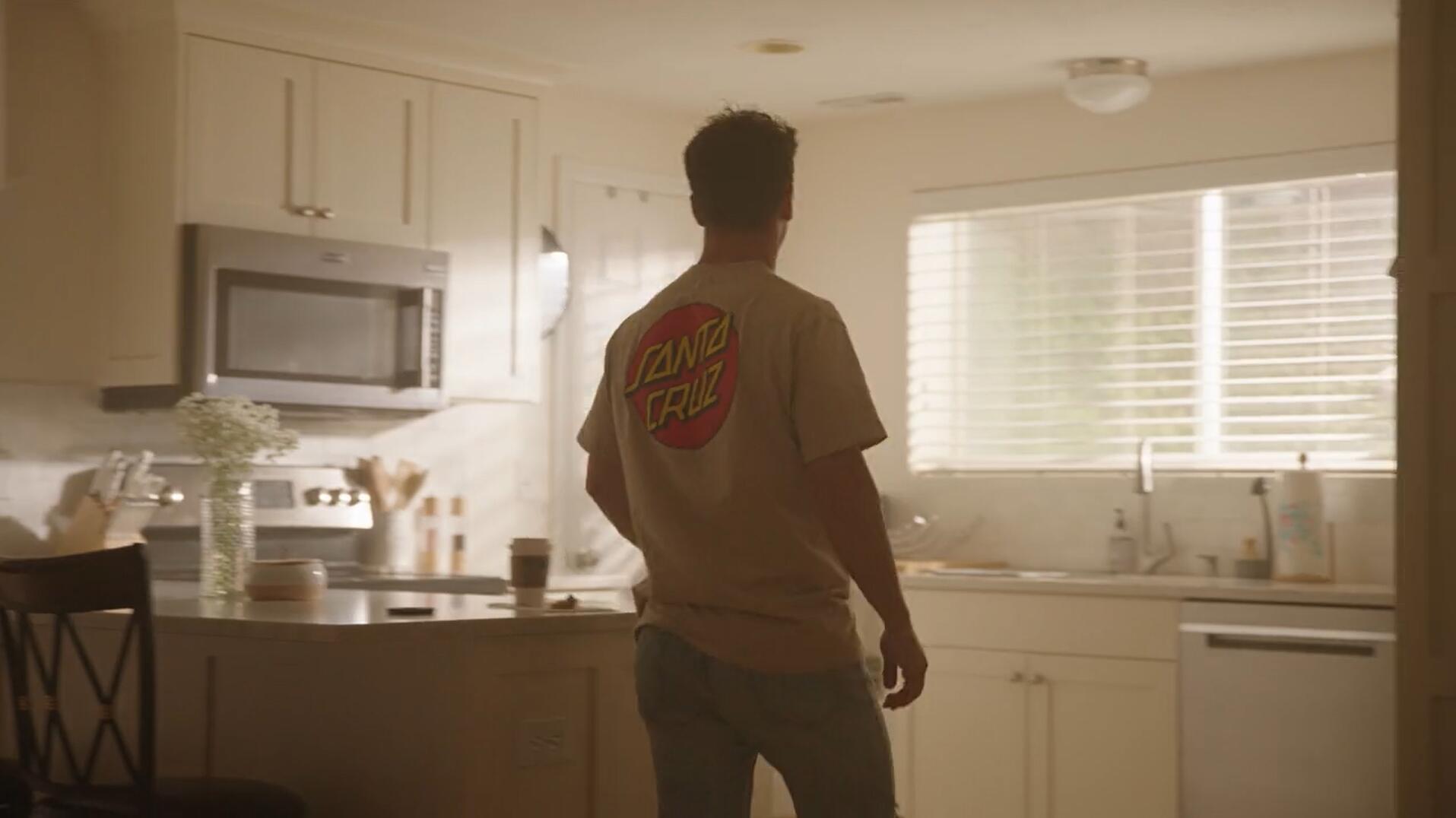 大师课程:全新室内外片场电影级短片场景灯光照明打光摄影全流程课程 Full Time Filmmaker – Lighting Mastery with Brady Bessette 设计教程 第3张-素材湾丨精选海外优质设计素材资源 大师课程:全新室内外片场电影级短片场景灯光照明打光摄影全流程课程 Full Time Filmmaker – Lighting Mastery with Brady Bessette 设计教程 sucaiwan.com