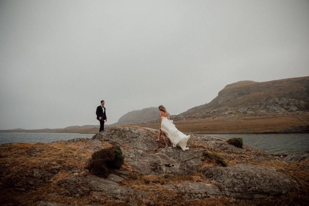 绚丽冰川色调高原雪山场景婚配旅行照片拍摄后期调色Lightroom预设 Archipelago Quest – Quest 22 Glacial 插件预设 第14张-素材湾丨精选海外优质设计素材资源 绚丽冰川色调高原雪山场景婚配旅行照片拍摄后期调色Lightroom预设 Archipelago Quest – Quest 22 Glacial 插件预设 sucaiwan.com