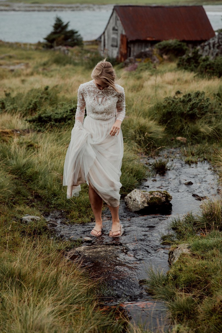 LR预设:独特绚丽冰川高原婚纱旅拍冷色调婚礼LR预设包 Archipelago Quest – Quest 22 Glacial 插件预设 第2张-素材湾丨精选海外优质设计素材资源 LR预设:独特绚丽冰川高原婚纱旅拍冷色调婚礼LR预设包 Archipelago Quest – Quest 22 Glacial 插件预设 sucaiwan.com