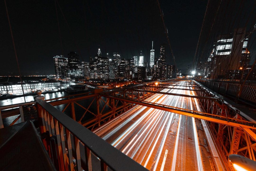 13款独特电影效果城市摄影照片调色Lightroom预设包 Cinematic Presets Pack 插件预设 sucaiwan.com