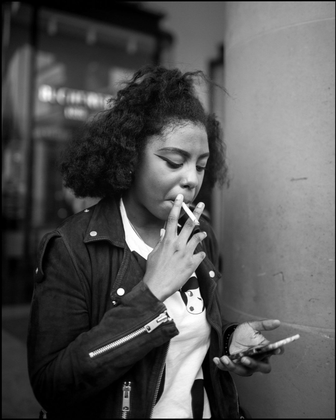 Jamie Windsor 复古电影风格柯达/富士/宝丽来胶片模拟照片调色LR预设&PS动作套装 JW Lightroom Presets 6 — Film Pro 插件预设 第10张-素材湾丨精选海外优质设计素材资源 Jamie Windsor 复古电影风格柯达/富士/宝丽来胶片模拟照片调色LR预设&PS动作套装 JW Lightroom Presets 6 — Film Pro 插件预设 sucaiwan.com