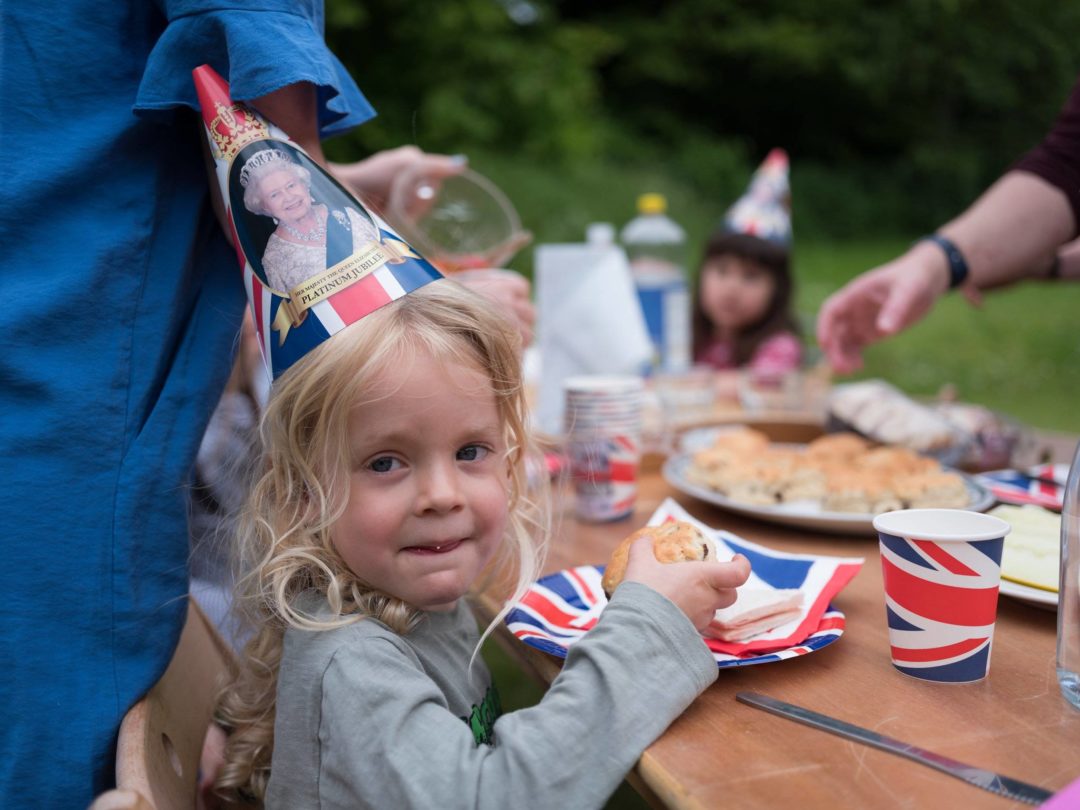 Jamie Windsor 复古电影风格柯达/富士/宝丽来胶片模拟照片调色LR预设&PS动作套装 JW Lightroom Presets 6 — Film Pro 插件预设 第17张-素材湾丨精选海外优质设计素材资源 Jamie Windsor 复古电影风格柯达/富士/宝丽来胶片模拟照片调色LR预设&PS动作套装 JW Lightroom Presets 6 — Film Pro 插件预设 sucaiwan.com