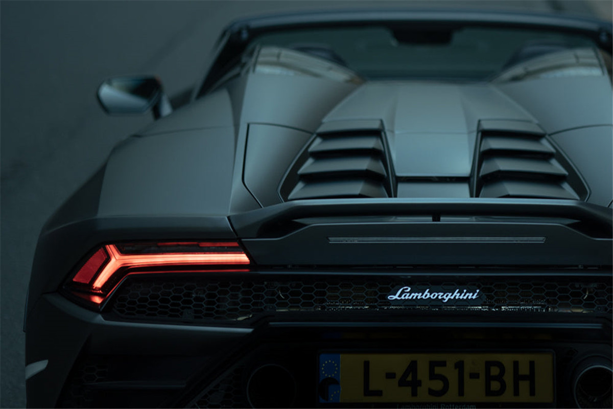 复古夜间摄影梦幻温暖胶片色调电影效果人像扫街LR调色预设包 In Your Fayes NEW | PRESET PACK 插件预设 第14张-素材湾丨精选海外优质设计素材资源 复古夜间摄影梦幻温暖胶片色调电影效果人像扫街LR调色预设包 In Your Fayes NEW | PRESET PACK 插件预设 sucaiwan.com