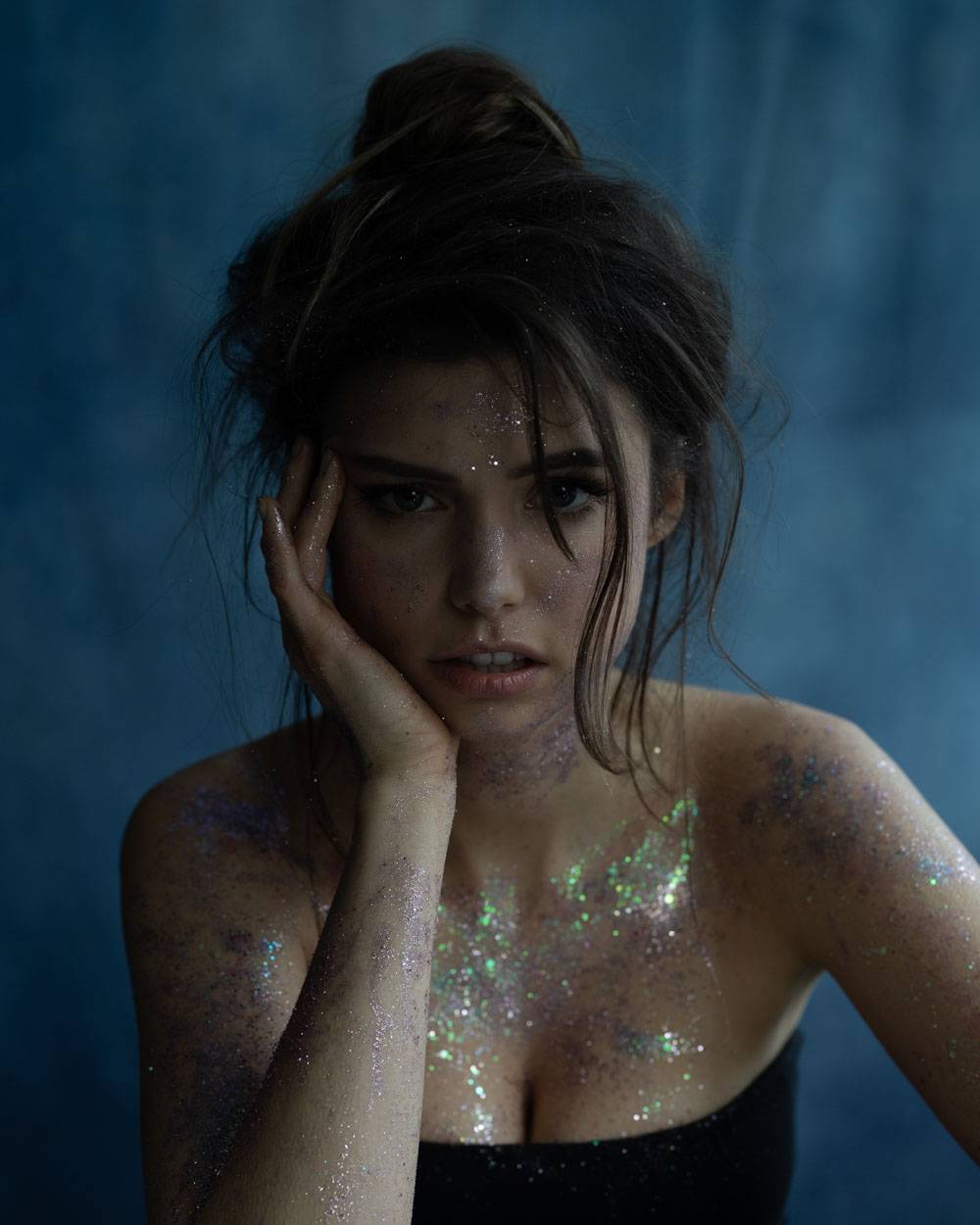 高级电影质感黑白色调肖像人物模特摄影照片调色Lightroom预设 Kai Boettcher (Kai Boet) – Noir B&W Preset Pack 插件预设 第11张-素材湾丨精选海外优质设计素材资源 高级电影质感黑白色调肖像人物模特摄影照片调色Lightroom预设 Kai Boettcher (Kai Boet) – Noir B&W Preset Pack 插件预设 sucaiwan.com