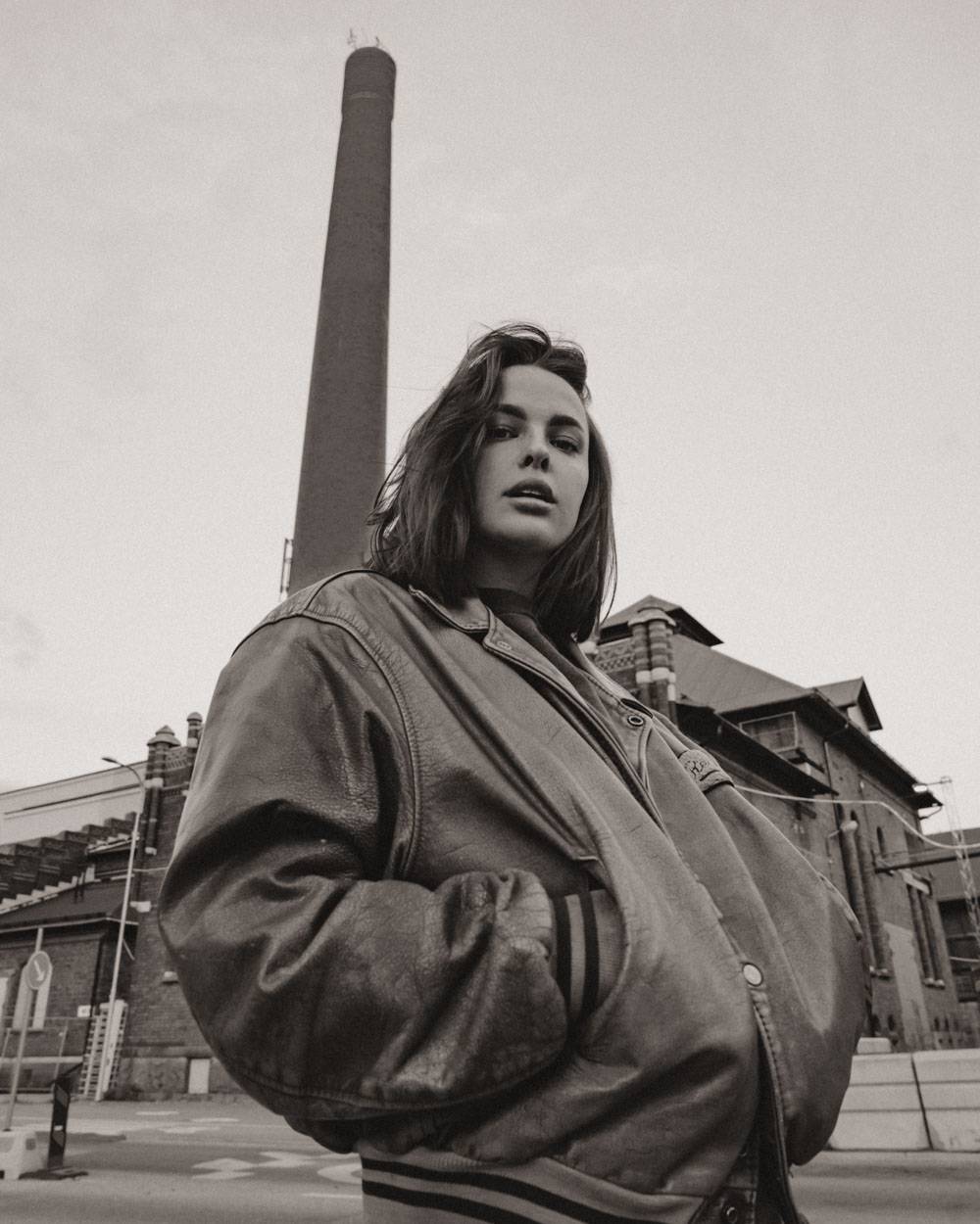 高级电影质感黑白色调肖像人物模特摄影照片调色Lightroom预设 Kai Boettcher (Kai Boet) – Noir B&W Preset Pack 插件预设 第24张-素材湾丨精选海外优质设计素材资源 高级电影质感黑白色调肖像人物模特摄影照片调色Lightroom预设 Kai Boettcher (Kai Boet) – Noir B&W Preset Pack 插件预设 sucaiwan.com