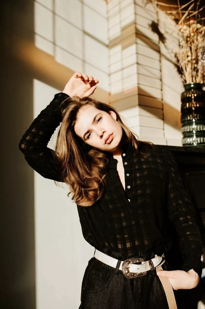 永恒经典绿色色调电影胶片颗粒纹理模拟情侣人物摄影照片调色Lightroom预设 Archipelago – Wolf Pack ReWild 插件预设 第4张-素材湾丨精选海外优质设计素材资源 永恒经典绿色色调电影胶片颗粒纹理模拟情侣人物摄影照片调色Lightroom预设 Archipelago – Wolf Pack ReWild 插件预设 sucaiwan.com