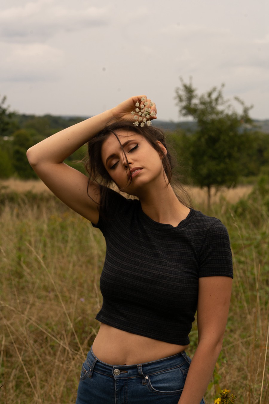 复古情绪文艺复兴风格绿色调旅行摄影人像风景照片LR调色预设 Renaissance. Preset Pack 插件预设 第2张-素材湾丨精选海外优质设计素材资源 复古情绪文艺复兴风格绿色调旅行摄影人像风景照片LR调色预设 Renaissance. Preset Pack 插件预设 sucaiwan.com