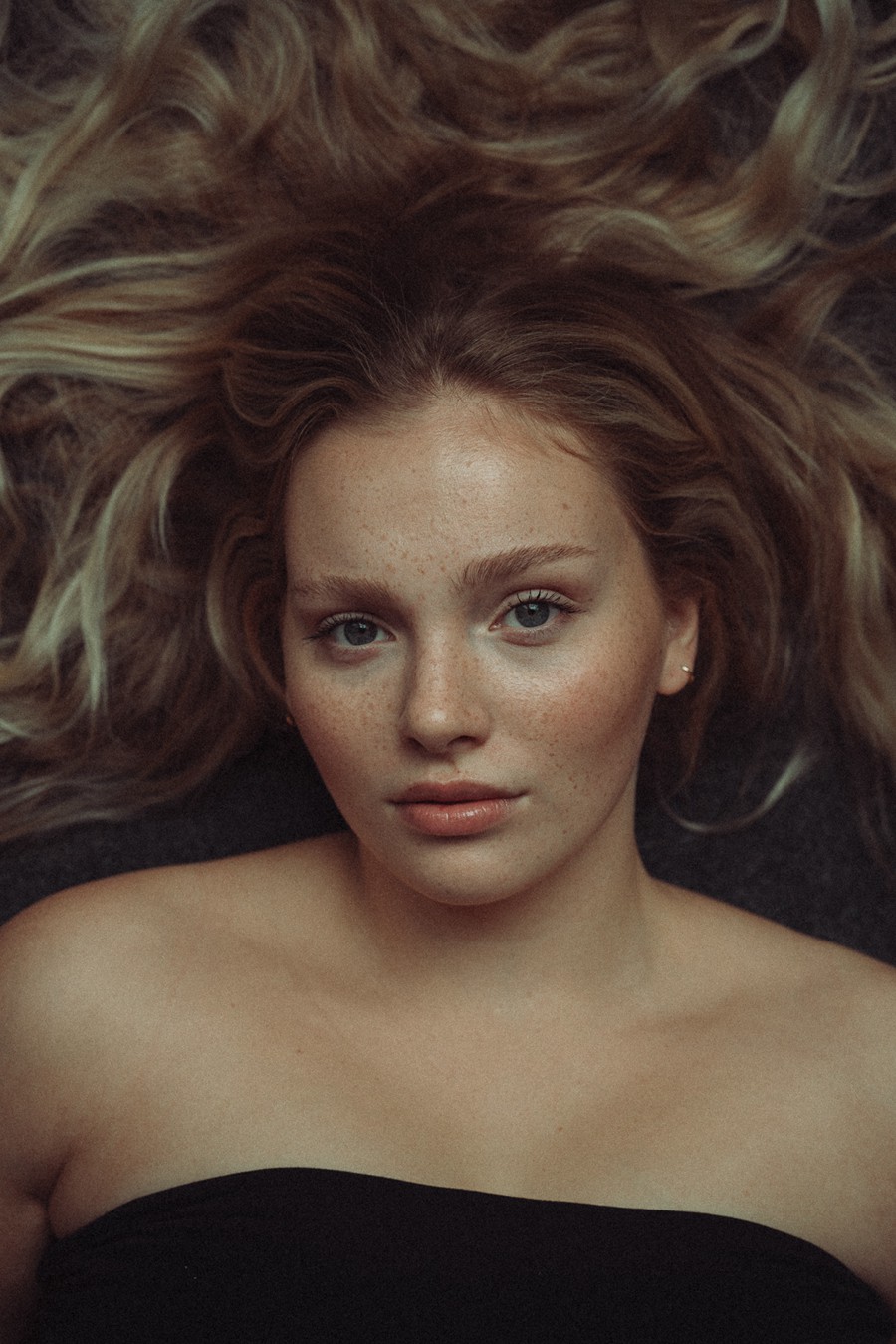 复古情绪文艺复兴风格绿色调旅行摄影人像风景照片LR调色预设 Renaissance. Preset Pack 插件预设 第35张-素材湾丨精选海外优质设计素材资源 复古情绪文艺复兴风格绿色调旅行摄影人像风景照片LR调色预设 Renaissance. Preset Pack 插件预设 sucaiwan.com