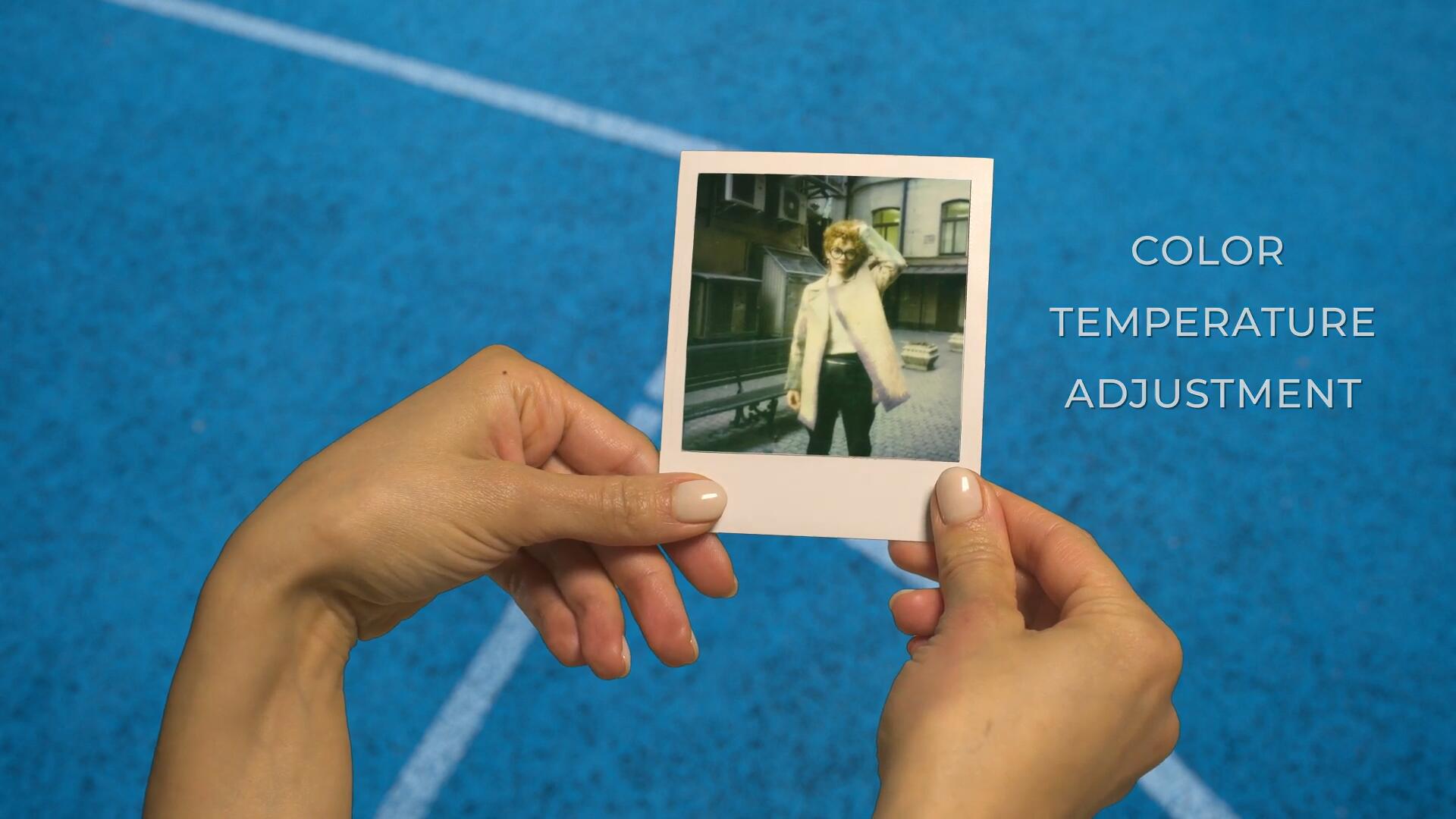 PR模板：5个复古实景手持宝丽来摄影相框照片翻阅展示 , sucaiwan.com