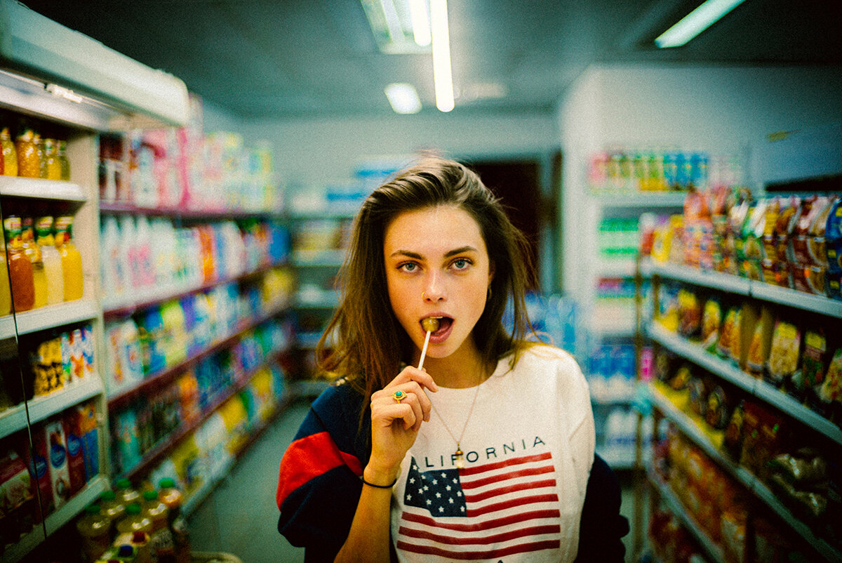 LR预设:7种复古胶片创意柔光欧美风情绪私房色彩预设包 Josselin SIGNATURE PRESETS . 第3张-素材湾丨精选海外优质设计素材资源 LR预设:7种复古胶片创意柔光欧美风情绪私房色彩预设包 Josselin SIGNATURE PRESETS . sucaiwan.com