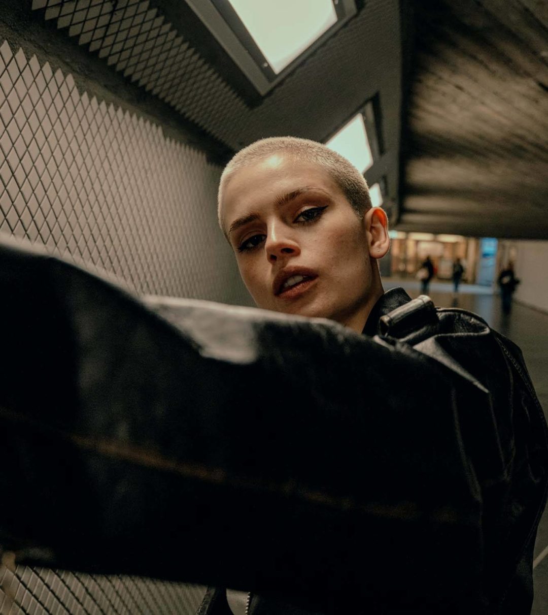 专业自然模特肖像肤色高对比度明亮调色预设Lightroom素材 Kai Boettcher (Kai Boet)-Spectre Preset Pack 插件预设 第19张-素材湾丨精选海外优质设计素材资源 专业自然模特肖像肤色高对比度明亮调色预设Lightroom素材 Kai Boettcher (Kai Boet)-Spectre Preset Pack 插件预设 sucaiwan.com