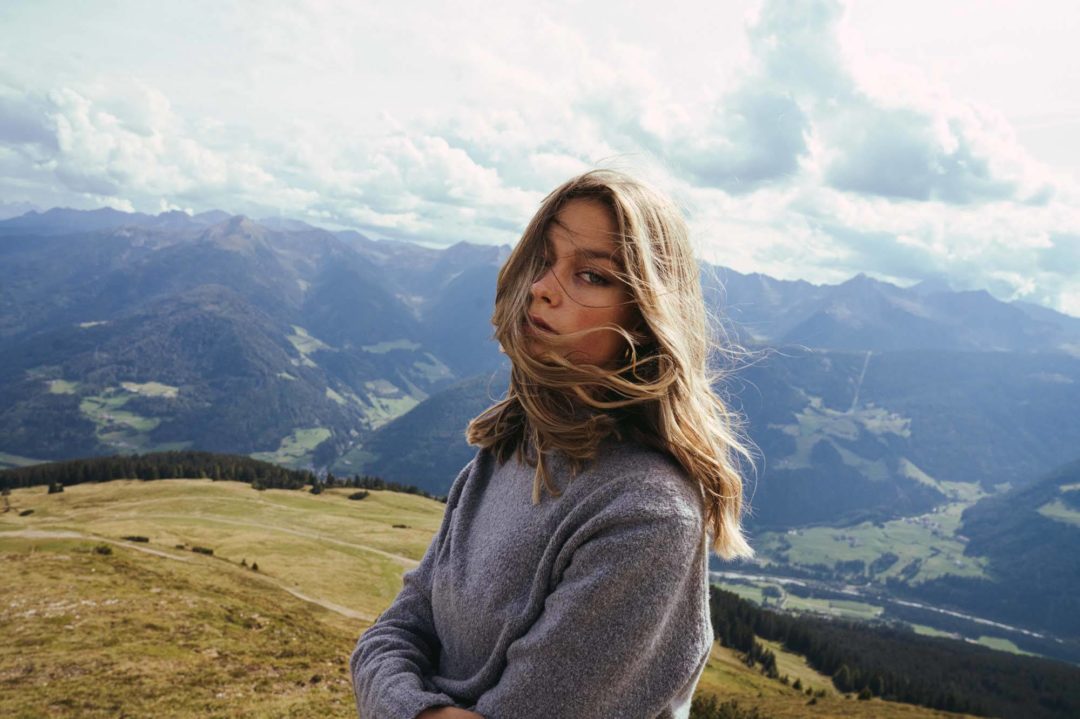 专业自然模特肖像肤色高对比度明亮调色预设Lightroom素材 Kai Boettcher (Kai Boet)-Spectre Preset Pack 插件预设 第21张-素材湾丨精选海外优质设计素材资源 专业自然模特肖像肤色高对比度明亮调色预设Lightroom素材 Kai Boettcher (Kai Boet)-Spectre Preset Pack 插件预设 sucaiwan.com