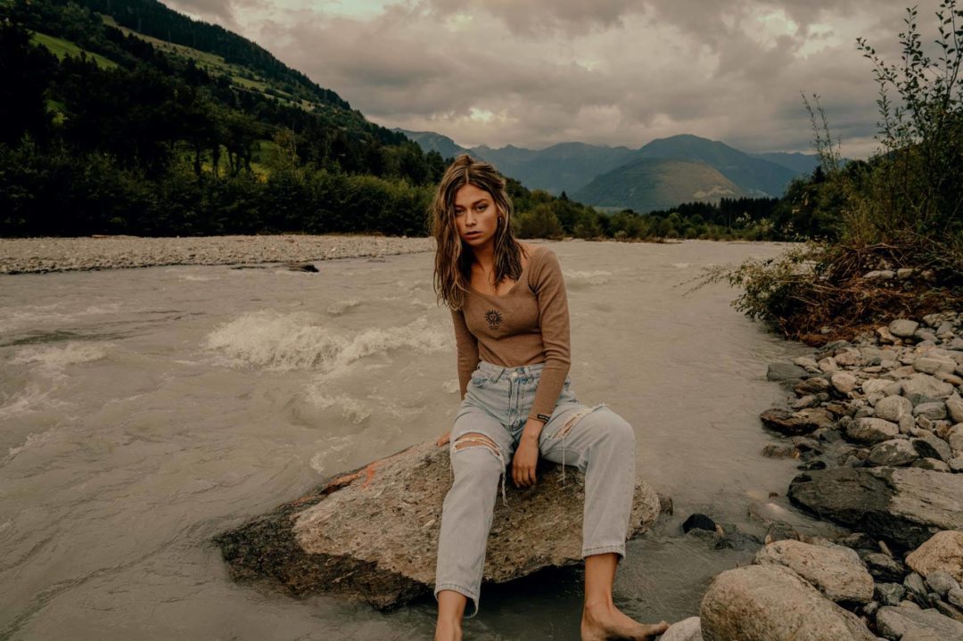 专业自然模特肖像肤色高对比度明亮调色预设Lightroom素材 Kai Boettcher (Kai Boet)-Spectre Preset Pack 插件预设 第25张-素材湾丨精选海外优质设计素材资源 专业自然模特肖像肤色高对比度明亮调色预设Lightroom素材 Kai Boettcher (Kai Boet)-Spectre Preset Pack 插件预设 sucaiwan.com