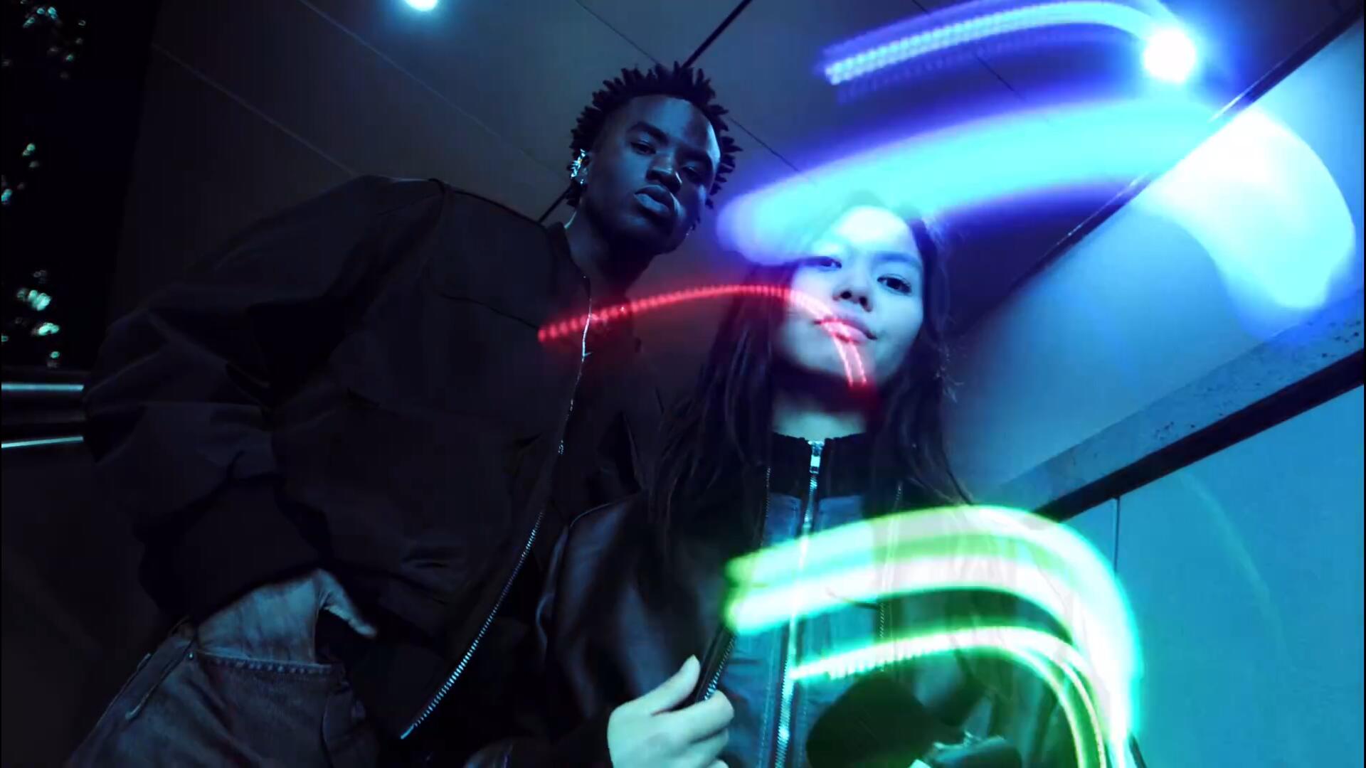 Acidbite – Light Transitions 101种王家卫慢快门风格多彩闪光灯光火焰光效4K视频转场过渡+音效 影视音频 第3张-素材湾丨精选海外优质设计素材资源 Acidbite – Light Transitions 101种王家卫慢快门风格多彩闪光灯光火焰光效4K视频转场过渡+音效 影视音频 sucaiwan.com