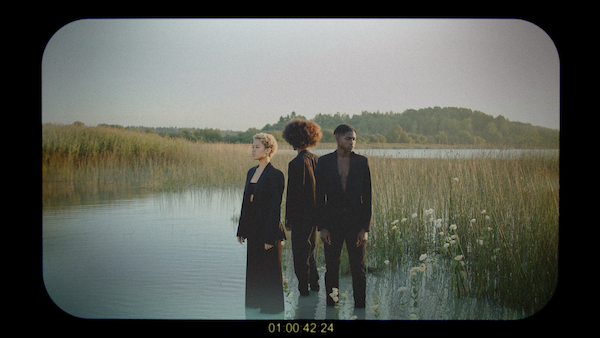 复古电影美学胶片帧镜头方形圆角边框遮罩颗粒视频叠加层PR模板 , sucaiwan.com