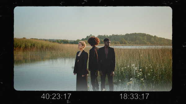 复古电影美学胶片帧镜头方形圆角边框遮罩颗粒视频叠加层PR模板 , sucaiwan.com